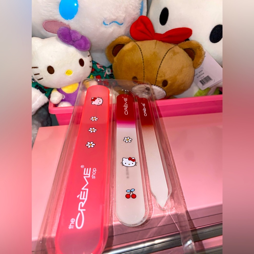 New Hello Kitty Cherry Crystal Nail File Set- The Creme Shop